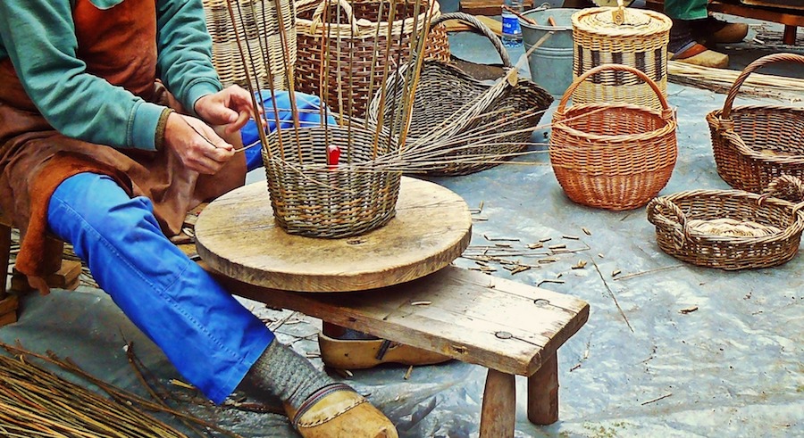 authentic travel experiences watching basket maker